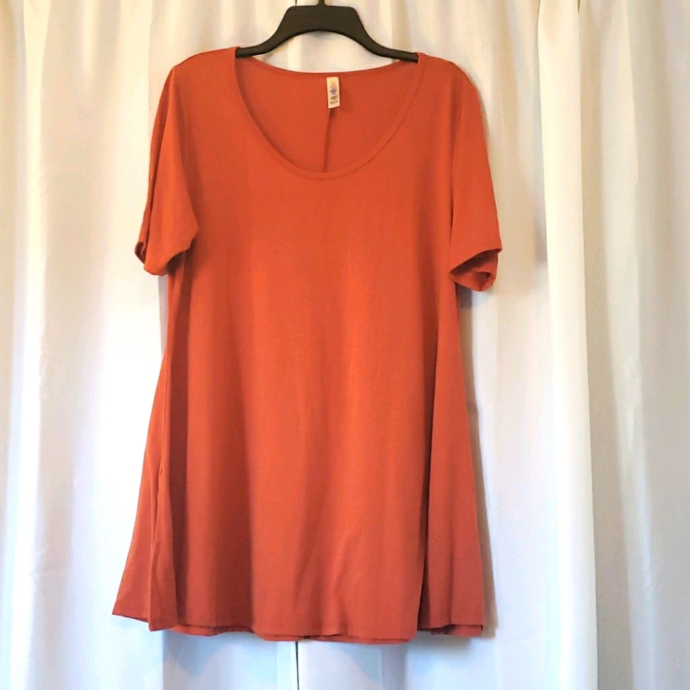 Lularoe perfect t